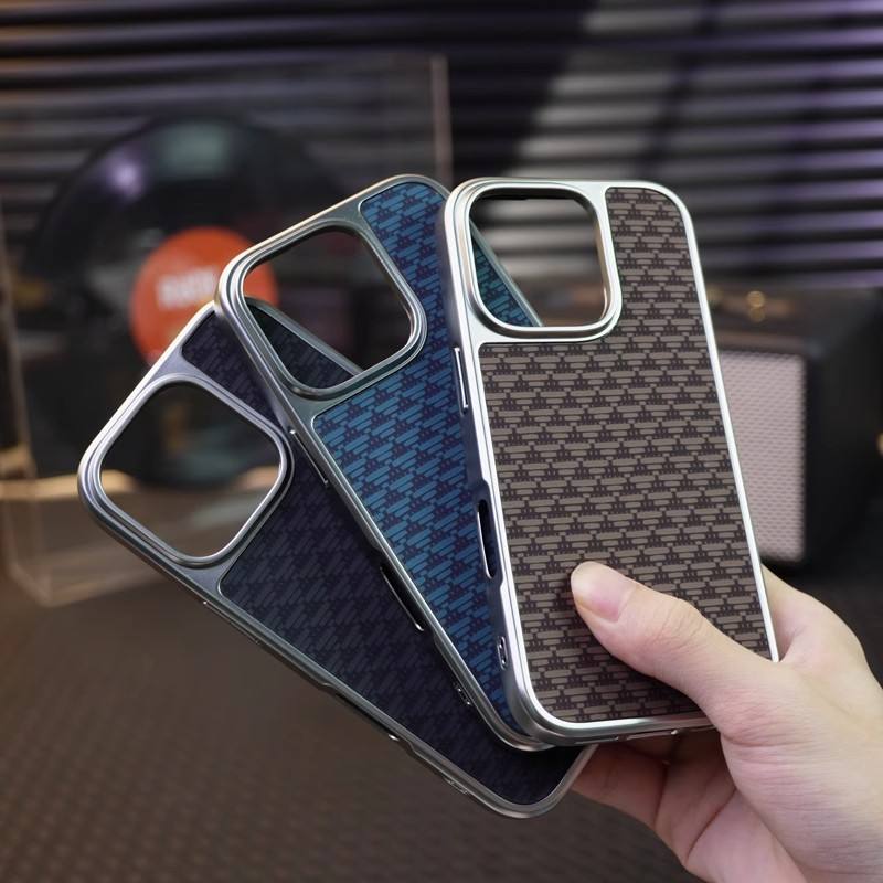 Kevlar Carbon All Model